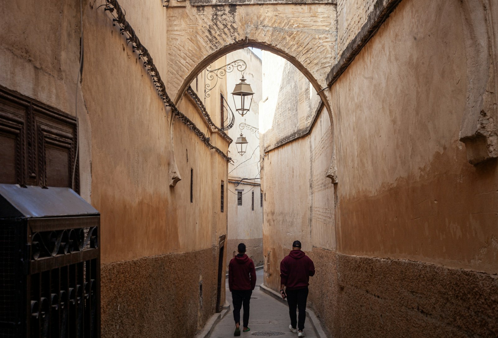 Callejón de la medina de Fez